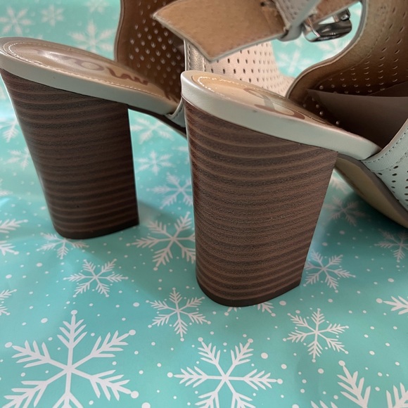 Sam Edelman Light Grey Peep-Toe Heeled Boots - Picture 5 of 10